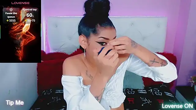 Amanda bigx online show from November 2025 06:05:01 AM