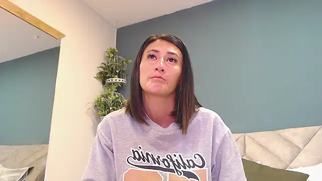 SharisWillian online show from January 2026 03:34:02 AM