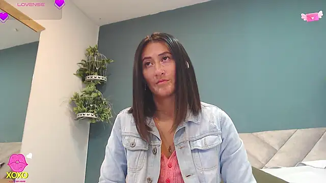 SharisWillian online show from March 2026 03:58:02 AM