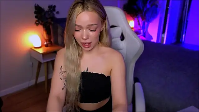 Lily Yin online show from April 2026 06:13:01 AM