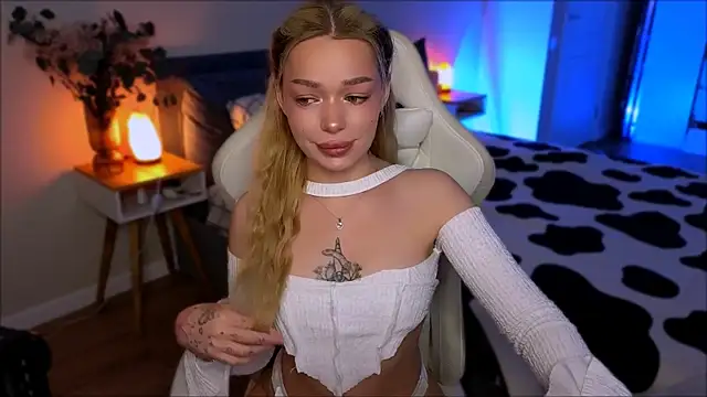 Lily Yin online show from July 2026 05:48:01 AM