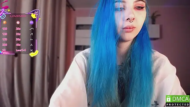 Snapshot of JustMeowGirl chatting on September 2025 04:39:02 AM JustMeowGirl online show from September 2025 04:39:02 AM