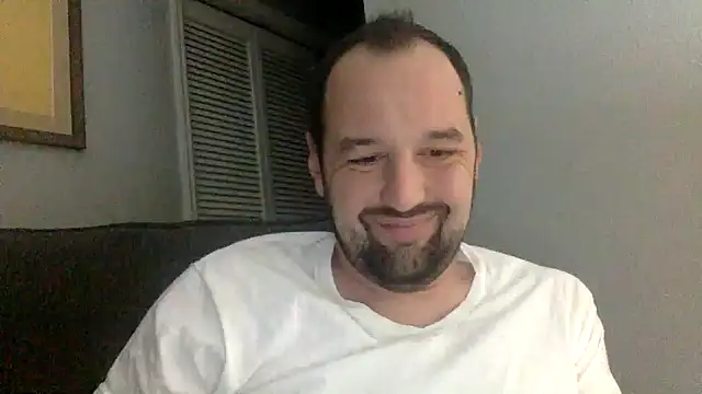 Snapshot of Kink_Master_Daddy chatting on April 2026 10:31:01 AM Kink Master Daddy online show from April 2026 10:31:01 AM