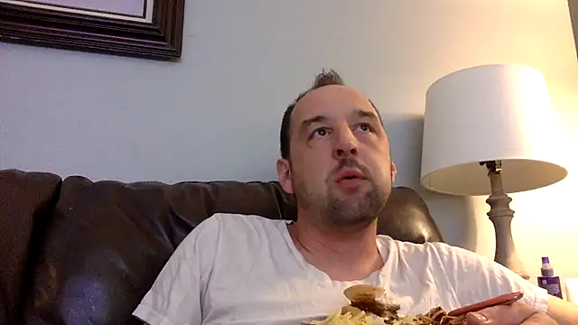 Snapshot of Kink_Master_Daddy chatting on June 2026 12:02:02 AM Kink Master Daddy online show from June 2026 12:02:02 AM