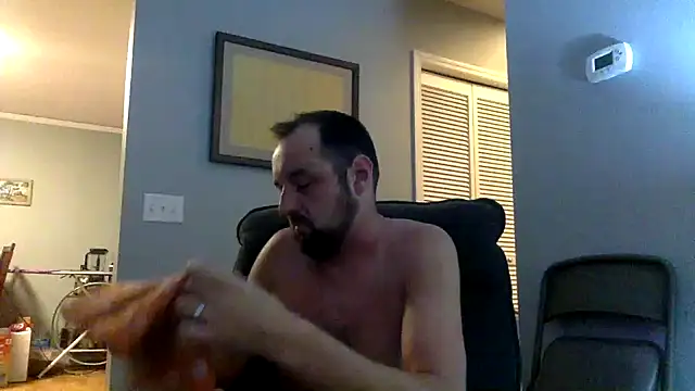 Snapshot of Kink_Master_Daddy chatting on July 2026 03:26:01 AM Kink Master Daddy online show from July 2026 03:26:01 AM