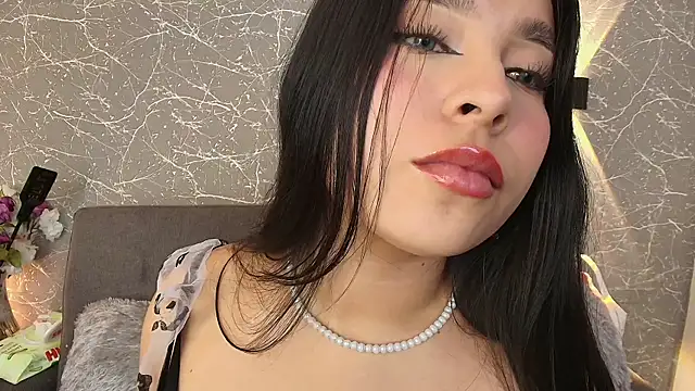 mia roux13 online show from February 2025 10:09:01 PM