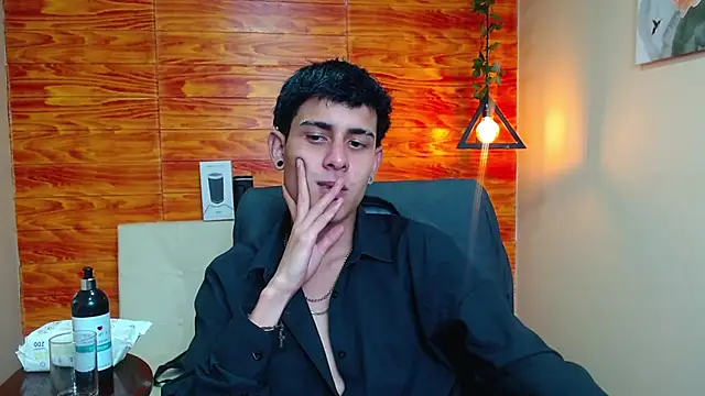 Bastiaan 28 online show from January 2025 04:02:01 AM