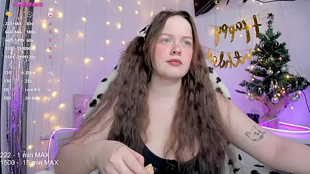 Snapshot of HANNA_MONTANAS chatting on December 2024 11:57:02 AM HANNA MONTANAS online show from December 2024 11:57:02 AM