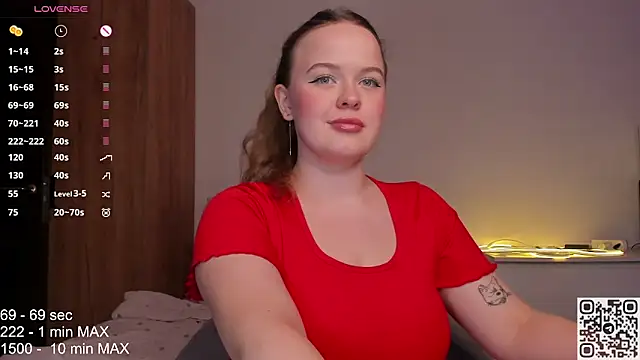 Snapshot of HANNA_MONTANAS chatting on October 2025 04:35:01 PM HANNA MONTANAS online show from October 2025 04:35:01 PM