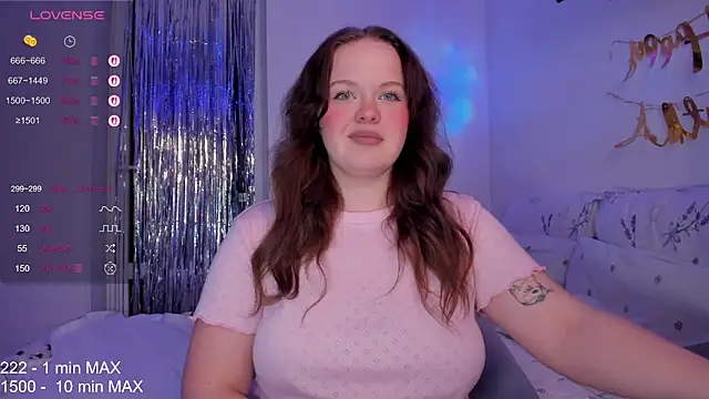 Snapshot of HANNA_MONTANAS chatting on February 2026 06:11:01 PM HANNA MONTANAS online show from February 2026 06:11:01 PM