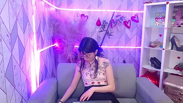 charlottemoonxz online show from October 2025 08:06:02 PM