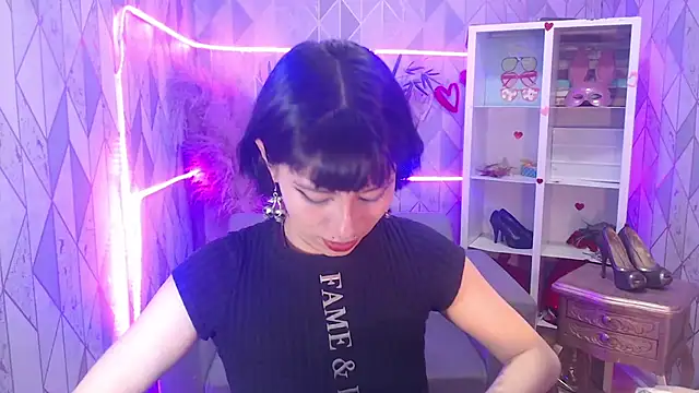 charlottemoonxz online show from October 2025 04:41:02 PM
