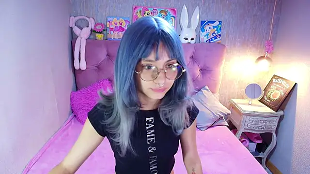 charlottemoonxz online show from February 2026 07:06:01 PM