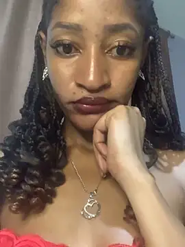 Snapshot of GoddessVee chatting on December 2024 09:43:02 PM GoddessVee online show from December 2024 09:43:02 PM