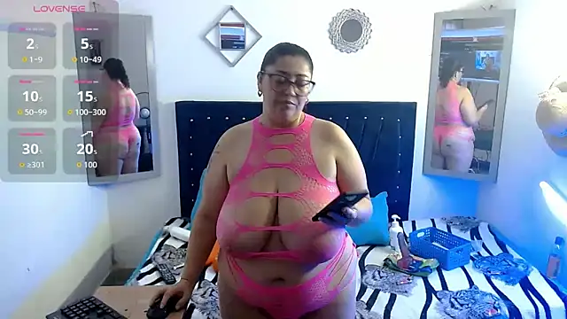 Snapshot of bubis_laru53 chatting on October 2025 07:36:02 PM bubis laru53 online show from October 2025 07:36:02 PM