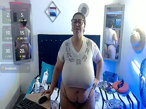 Snapshot of bubis_laru53 chatting on October 2025 08:22:02 PM bubis laru53 online show from October 2025 08:22:02 PM