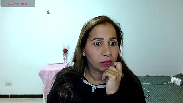 CaroMasha online show from May 2026 08:18:01 PM