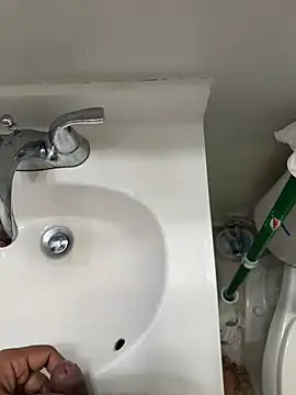 Snapshot of kiranx09 chatting on February 2026 12:15:02 PM kiranx09 online show from February 2026 12:15:02 PM