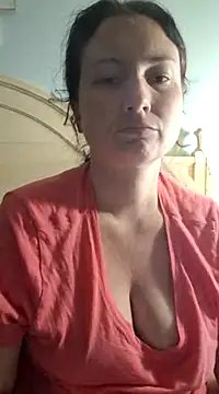 Snapshot of MilfyMrsRobinson chatting on March 2025 10:31:02 PM MilfyMrsRobinson online show from March 2025 10:31:02 PM