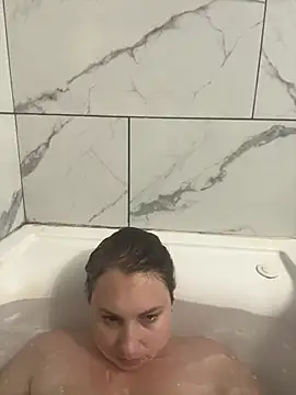 MilfyMrsRobinson online show from February 2026 09:02:02 PM