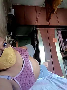 Snapshot of Love_Jenny chatting on November 2025 06:03:01 AM Love Jenny online show from November 2025 06:03:01 AM