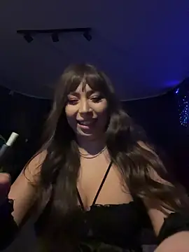 KimArts online show from November 2025 07:45:01 PM