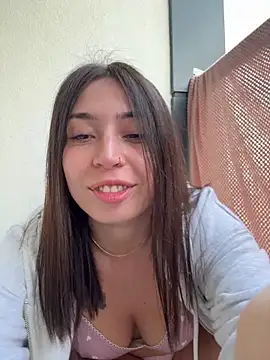 KimArts online show from April 2026 02:18:02 PM