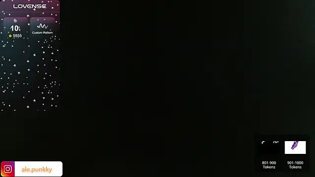 Snapshot of charlotbelucci_ chatting on January 2025 01:36:01 PM charlotbelucci online show from January 2025 01:36:01 PM