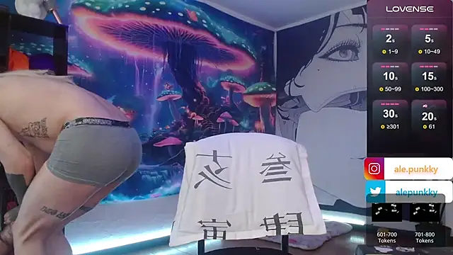 Snapshot of charlotbelucci_ chatting on February 2025 12:03:02 PM charlotbelucci online show from February 2025 12:03:02 PM