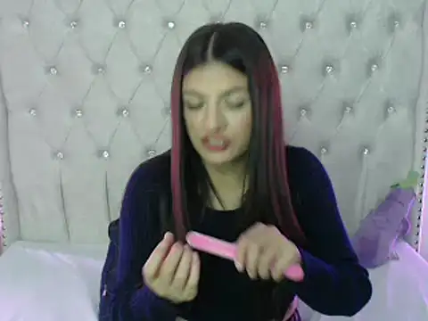 Snapshot of Abril_Squirt chatting on February 2025 04:44:02 AM Abril Squirt online show from February 2025 04:44:02 AM