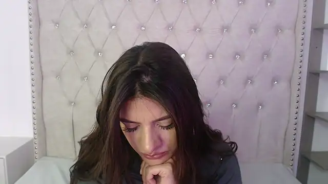 Snapshot of Abril_Squirt chatting on September 2025 02:50:02 PM Abril Squirt online show from September 2025 02:50:02 PM