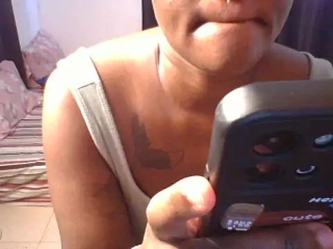 Snapshot of Miss_bambi chatting on March 2025 06:29:01 AM Miss bambi online show from March 2025 06:29:01 AM