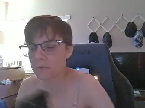 KaliSnow199623 online show from December 2024 06:39:01 PM