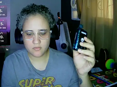 Snapshot of lolalicious_758 chatting on September 2025 09:41:02 PM lolalicious 758 online show from September 2025 09:41:02 PM