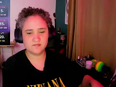 Snapshot of lolalicious_758 chatting on November 2025 11:10:02 PM lolalicious 758 online show from November 2025 11:10:02 PM