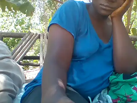 missarpie online show from November 2025 09:00:02 AM