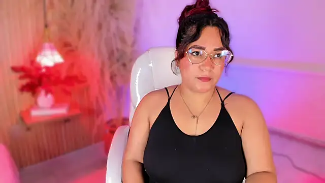 MelissaKarterrs online show from April 2026 12:01:01 PM