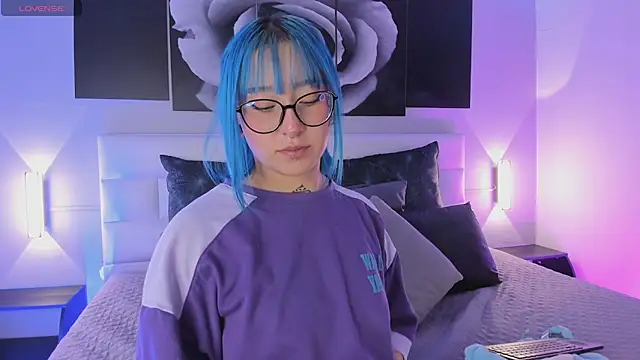 sofi bakerr online show from October 2025 11:33:02 AM