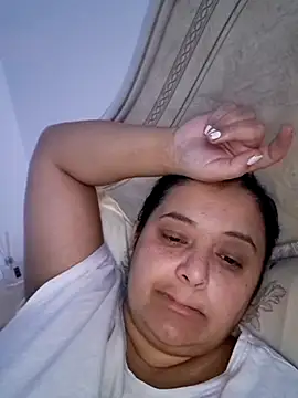 sarahhh1987 online show from November 2025 04:07:02 PM