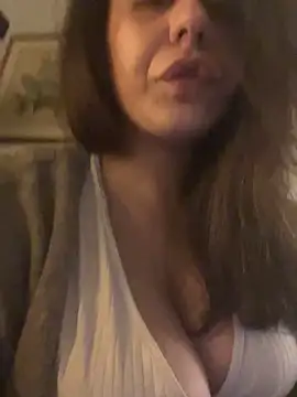 holyeroticss online show from September 2025 11:15:01 PM