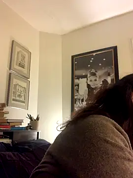 holyeroticss online show from October 2025 02:08:01 AM