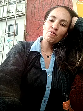 Snapshot of Divalive_28 chatting on October 2025 06:37:01 PM Divalive 28 online show from October 2025 06:37:01 PM