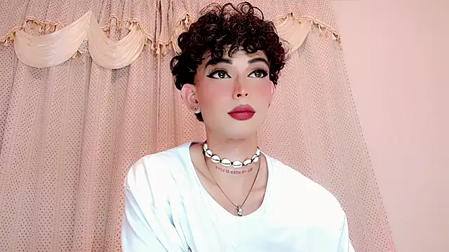 Marian LV online show from December 2025 11:53:01 PM