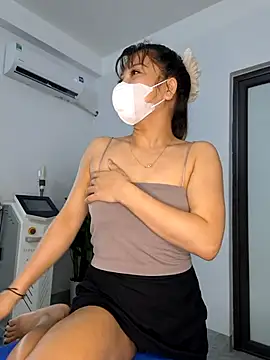 Snapshot of Dawn_hope chatting on July 2026 01:40:01 AM Dawn hope online show from July 2026 01:40:01 AM