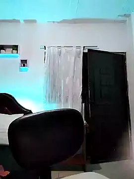 lunanataly online show from January 2025 03:40:01 PM