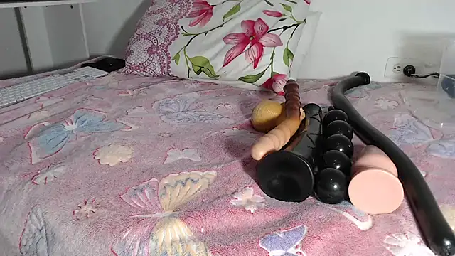 ruby07 online show from November 2025 08:00:01 PM