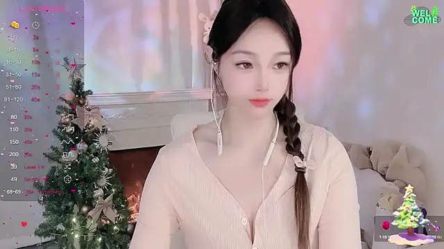 Snapshot of Kiss-18 chatting on December 2024 01:22:02 PM Kiss-18 online show from December 2024 01:22:02 PM
