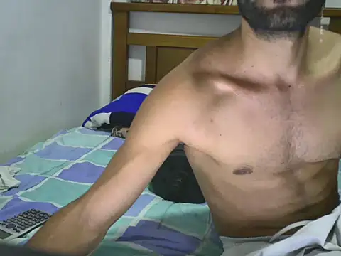 hideonbush051 online show from September 2025 03:17:01 PM