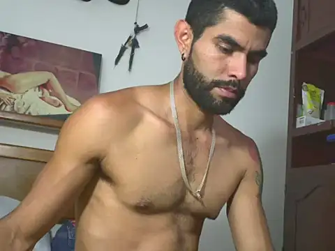 hideonbush051 online show from April 2026 02:06:02 PM