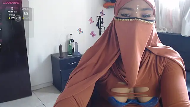 Aaliyah brown online show from January 2025 01:58:01 PM